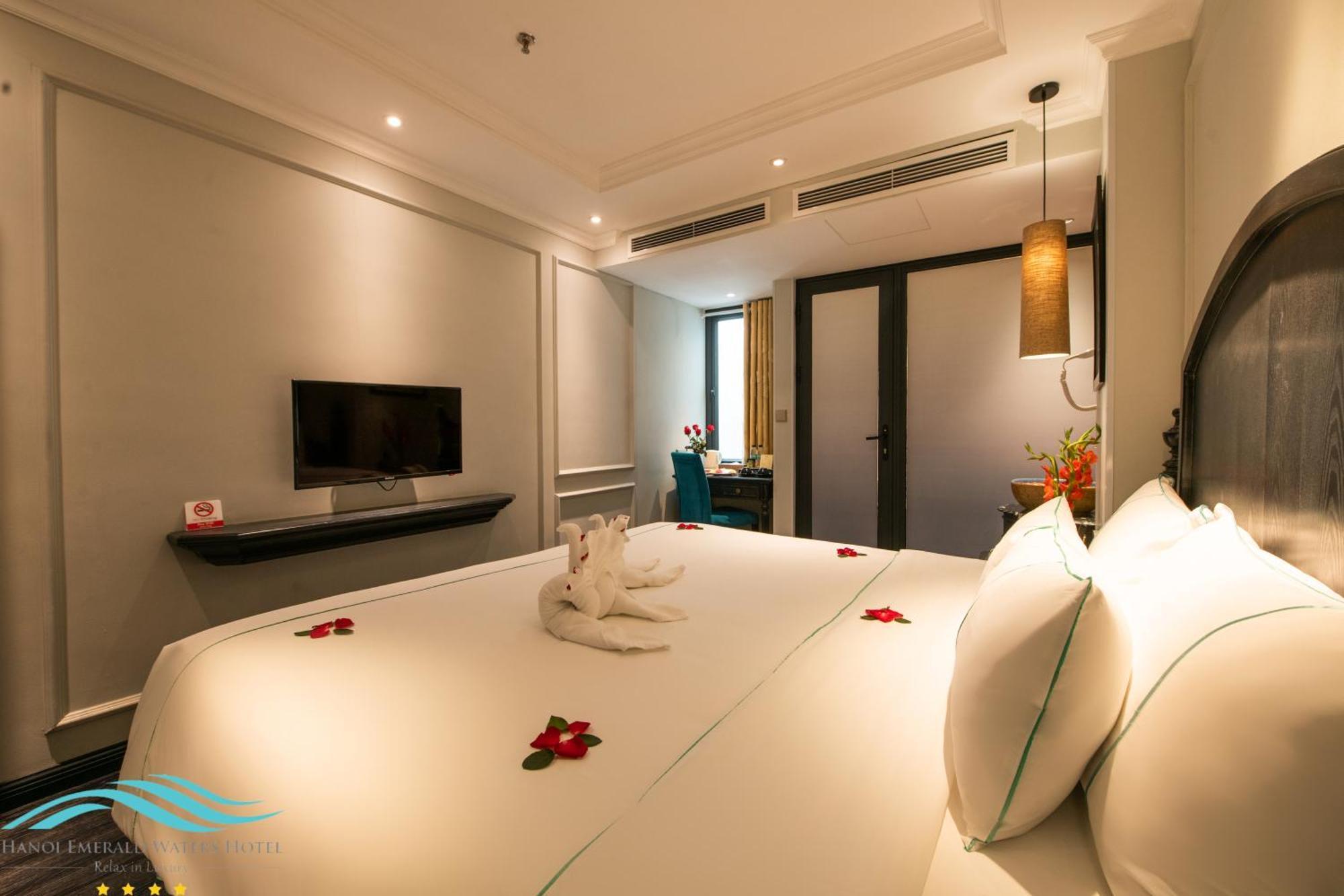 Hanoi Emerald Waters Hotel Valley Екстериор снимка