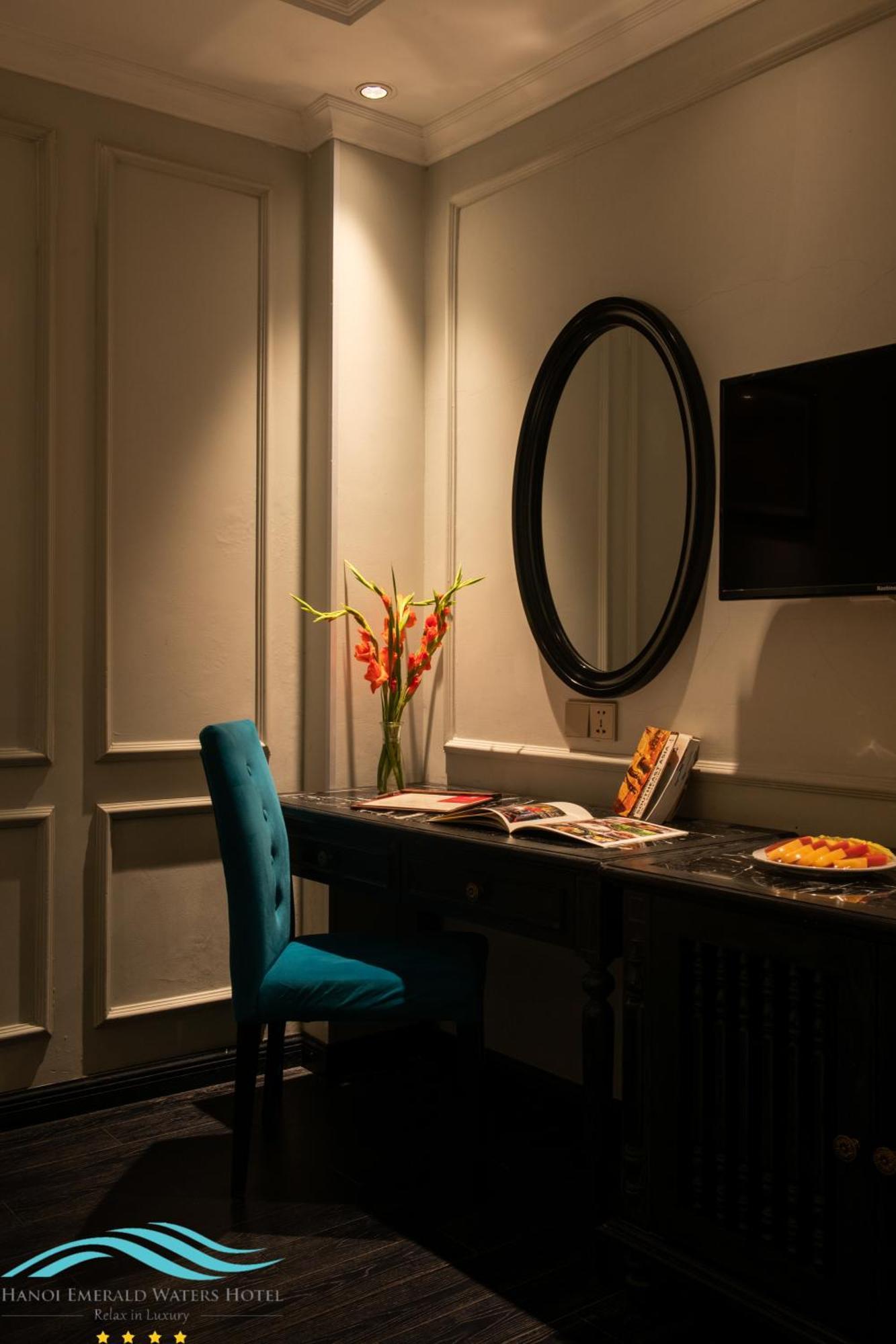 Hanoi Emerald Waters Hotel Valley Екстериор снимка