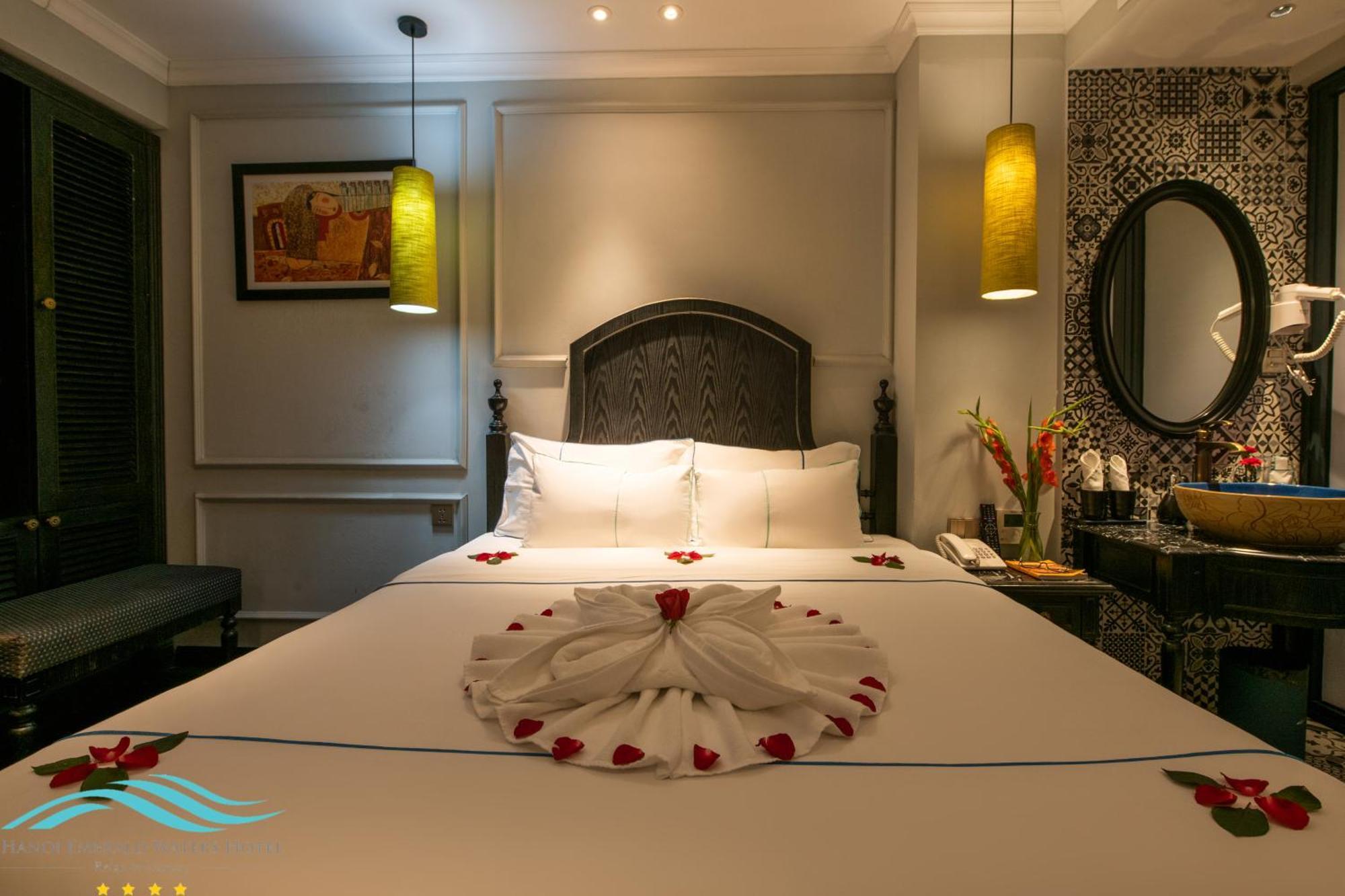 Hanoi Emerald Waters Hotel Valley Екстериор снимка